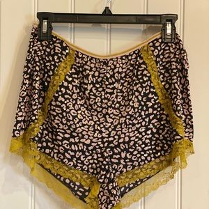 Women’s Victoria’s Secret Sleep Bottoms